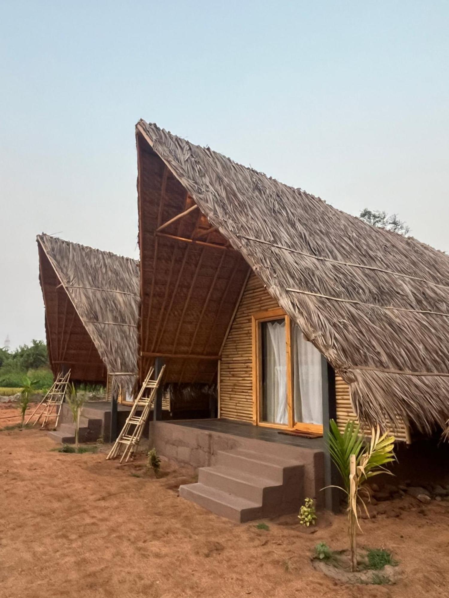 Tropical Hampi 호텔 외부 사진